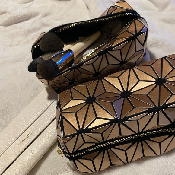 • geometric - Picture 2 of 4